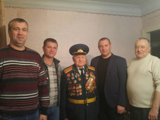Антон Чирва поздравил ветерана ВОВ