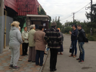 Жителі вулиці Лавроненко подякували за допомогу
