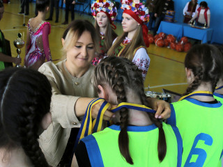 Ольга Бабенко прийняла участь в нагородженні учасників турніру баскетболу серед дівчат шкільного віку