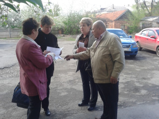 Депутат Дзержинської райради Ольга Рульова зустрілася з жителями району