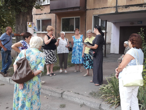 Наталья Ярковская провела встречу с жителями по улице Соборности