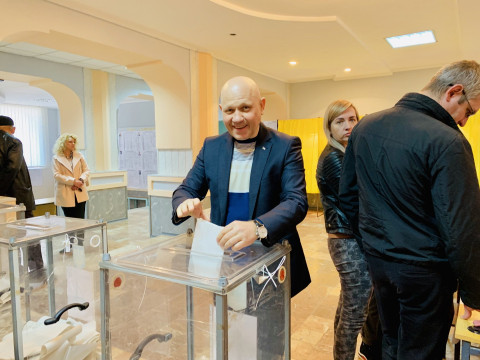Александр Рябека проголосовал за процветающую Украину
