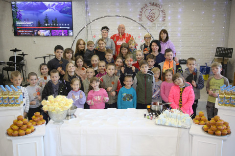 Ольга Бабенко привітала дітей, прийнявши участь у святкуванні Дня цукерок