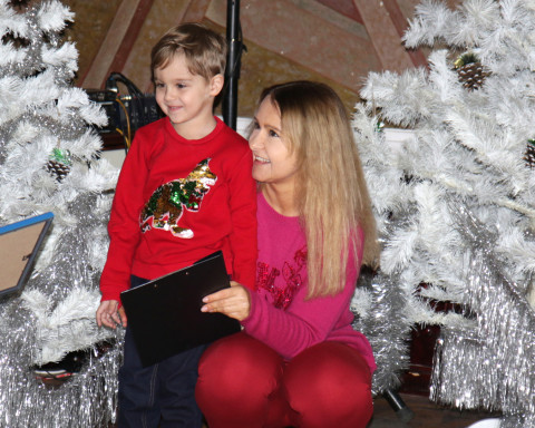Ольга Бабенко організувала святковий новорічний концерт для дітей