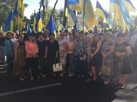 Делегация Терновского района приняла участие в церемонии торжественного поднятия Государственного флага Украины