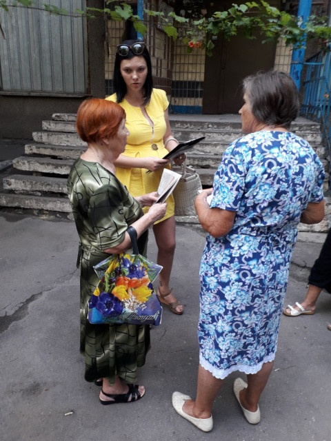 Натялья Ярковская провела выездную встречу с жителями улицы Петра Дорошенко