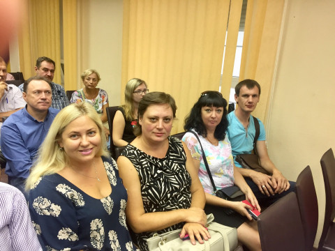 В офисе Днепропетровской областной организации ВО «Батьківщина» состоялось селекторное совещание, которое провела лидер партии Юлия Тимошенко