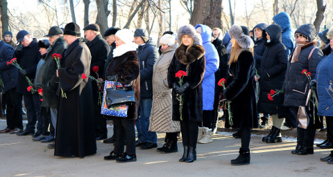Жители города почтили память почётного криворожанина – Григория Гутовского